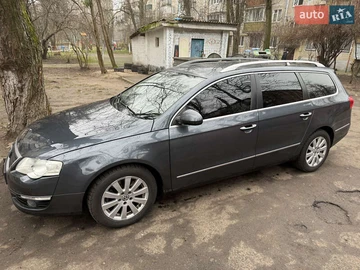 Авто Volkswagen Passat 2009 № 8335500