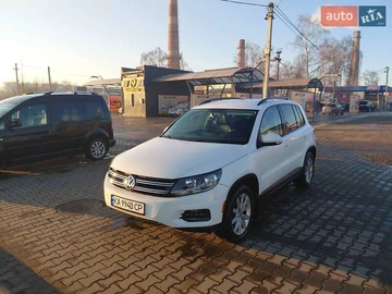 Авто Volkswagen Tiguan 2015 № 8336002