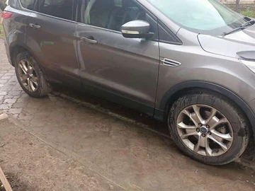 Авто Ford Kuga 2014 № 8336041