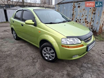 Авто Chevrolet Aveo 2005 № 8336311