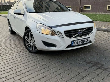 Авто Volvo S60 2013 № 8336575