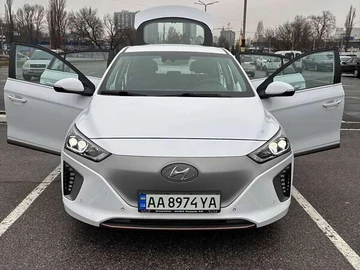 Авто Hyundai Ioniq 2018 № 8336627