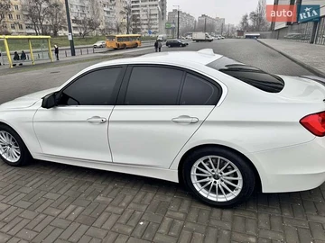 Авто BMW 3 Series 2012 № 8336645