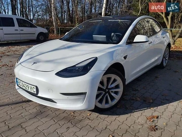 Авто Tesla Model 3 2021 № 8336661