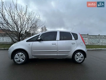 Авто Mitsubishi Colt 2005 № 8336987