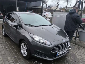 Авто Ford Fiesta 2014 № 8337116