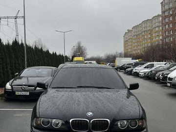 Авто BMW 5 Series 2002 № 8337138