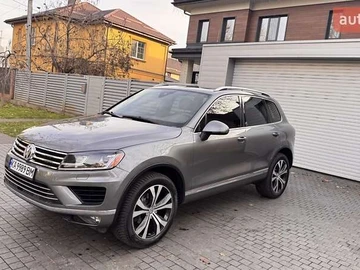 Авто Volkswagen Touareg 2016 № 8337389