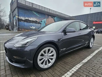 Авто Tesla Model 3 2023 № 8337397