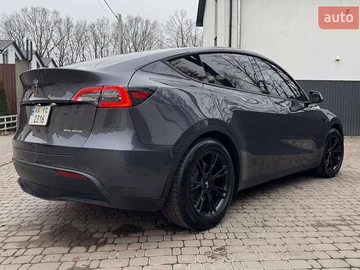 Авто Tesla Model Y 2022 № 8337408