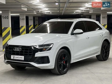 Авто Audi Q8 2019 № 8337424