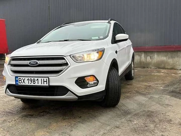 Авто Ford Escape 2018 № 8337669