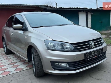 Авто Volkswagen Polo 2016 № 8338253