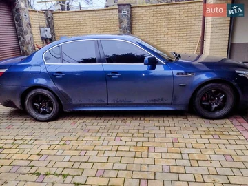 Авто BMW 5 Series 2003 № 8338379