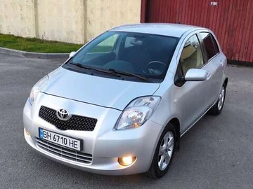 Авто Toyota Yaris 2006 № 8338502