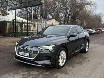 Авто Audi E-Tron Sportback 2020 № 8338750