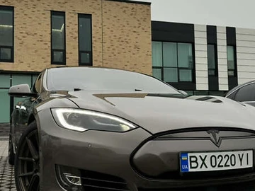 Авто Tesla Model S 2016 № 8338882