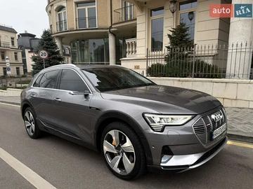 Авто Audi E-Tron 2019 № 8338897