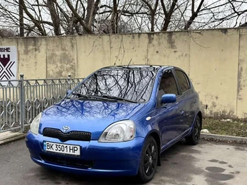 Авто Toyota Yaris 1999 № 8339009