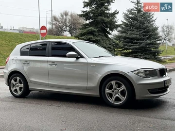 Авто BMW 1 Series 2008 № 8339031