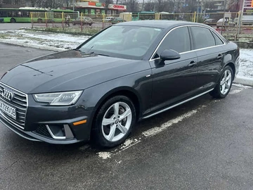 Авто Audi A4 2018 № 8339243