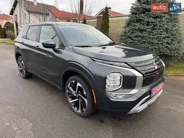 Авто Mitsubishi Outlander 2024 № 8339246