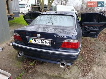 Авто BMW 7 Series 1999 № 8339272