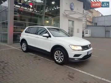 Авто Volkswagen Tiguan 2017 № 8339549