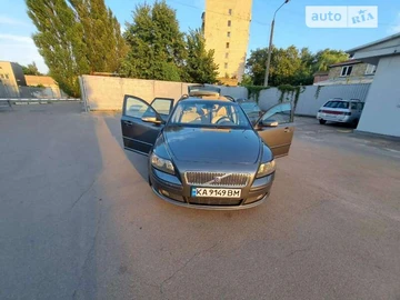 Авто Volvo V50 2006 № 8339705