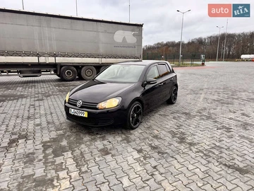 Авто Volkswagen Golf 2010 № 8340263