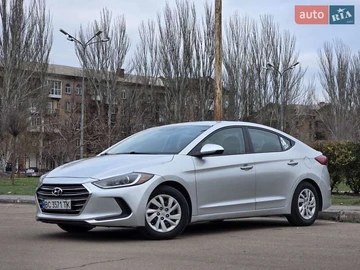 Авто Hyundai Elantra 2017 № 8340386