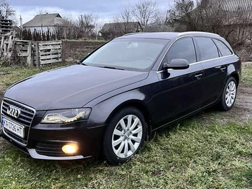 Авто Audi A4 2011 № 8340395
