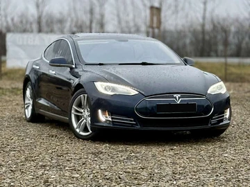Авто Tesla Model S 2013 № 8340408