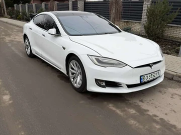 Авто Tesla Model S 2016 № 8340434