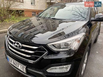 Авто Hyundai Santa Fe 2012 № 8340451