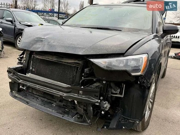Авто Audi Q3 2021 № 8340458