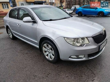 Авто Skoda Superb 2012 № 8340901