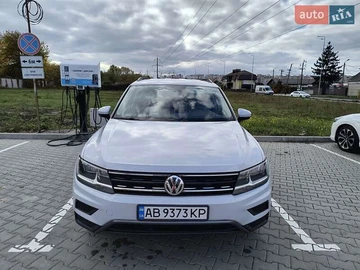 Авто Volkswagen Tiguan 2018 № 8341062