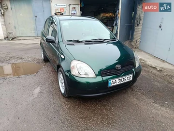Авто Toyota Yaris 2002 № 8341252
