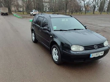 Авто Volkswagen Golf 2000 № 8341253