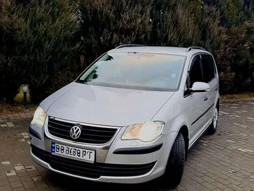 Авто Volkswagen Touran 2008 № 8341368