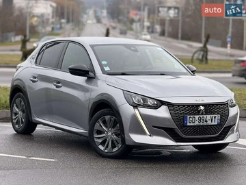 Авто Peugeot 208 2021 № 8341576
