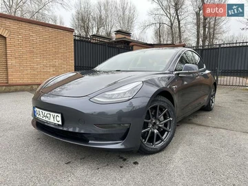 Авто Tesla Model 3 2019 № 8341606
