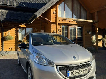 Авто Peugeot 208 2013 № 8341817