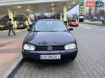 Авто Volkswagen Golf 2000 № 8341999