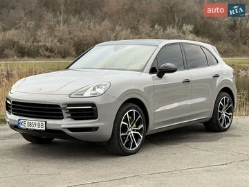 Авто Porsche Cayenne 2019 № 8342115