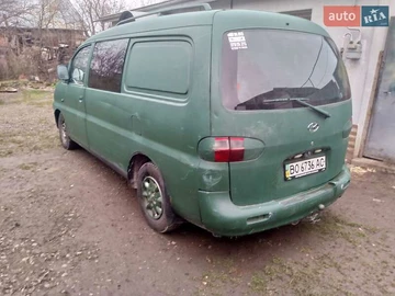 Авто Hyundai H 200 2000 № 8342154