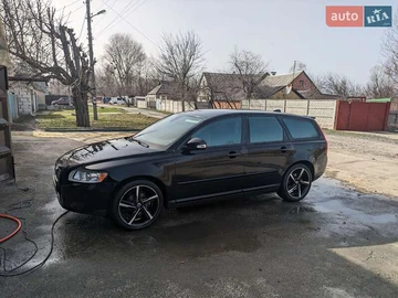 Авто Volvo V50 2010 № 8342177