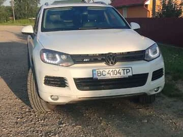 Авто Volkswagen Touareg 2012 № 8342339