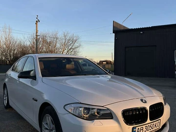 Авто BMW 5 Series 2013 № 8342477